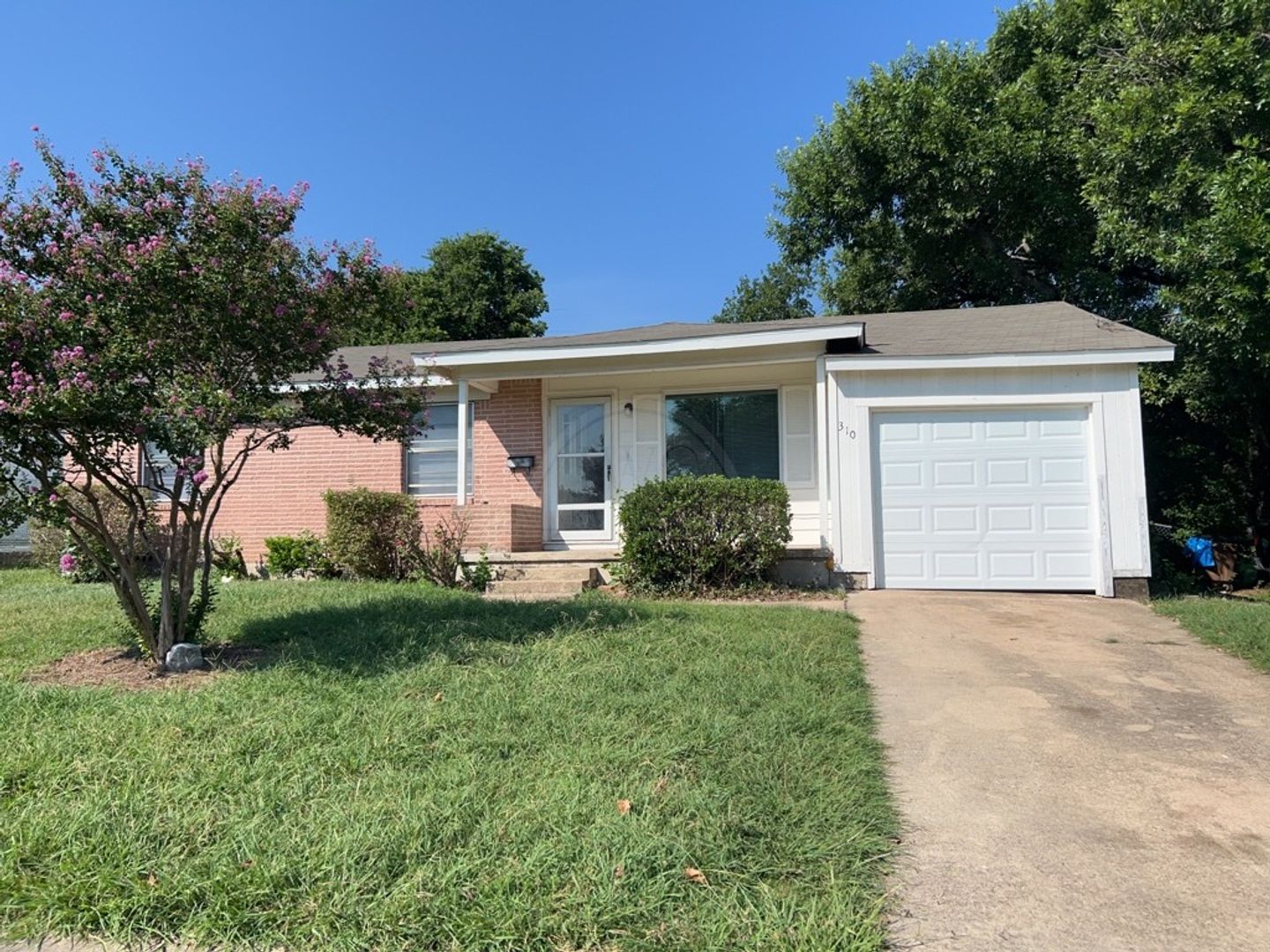 Killeen House: 310 Prather Dr