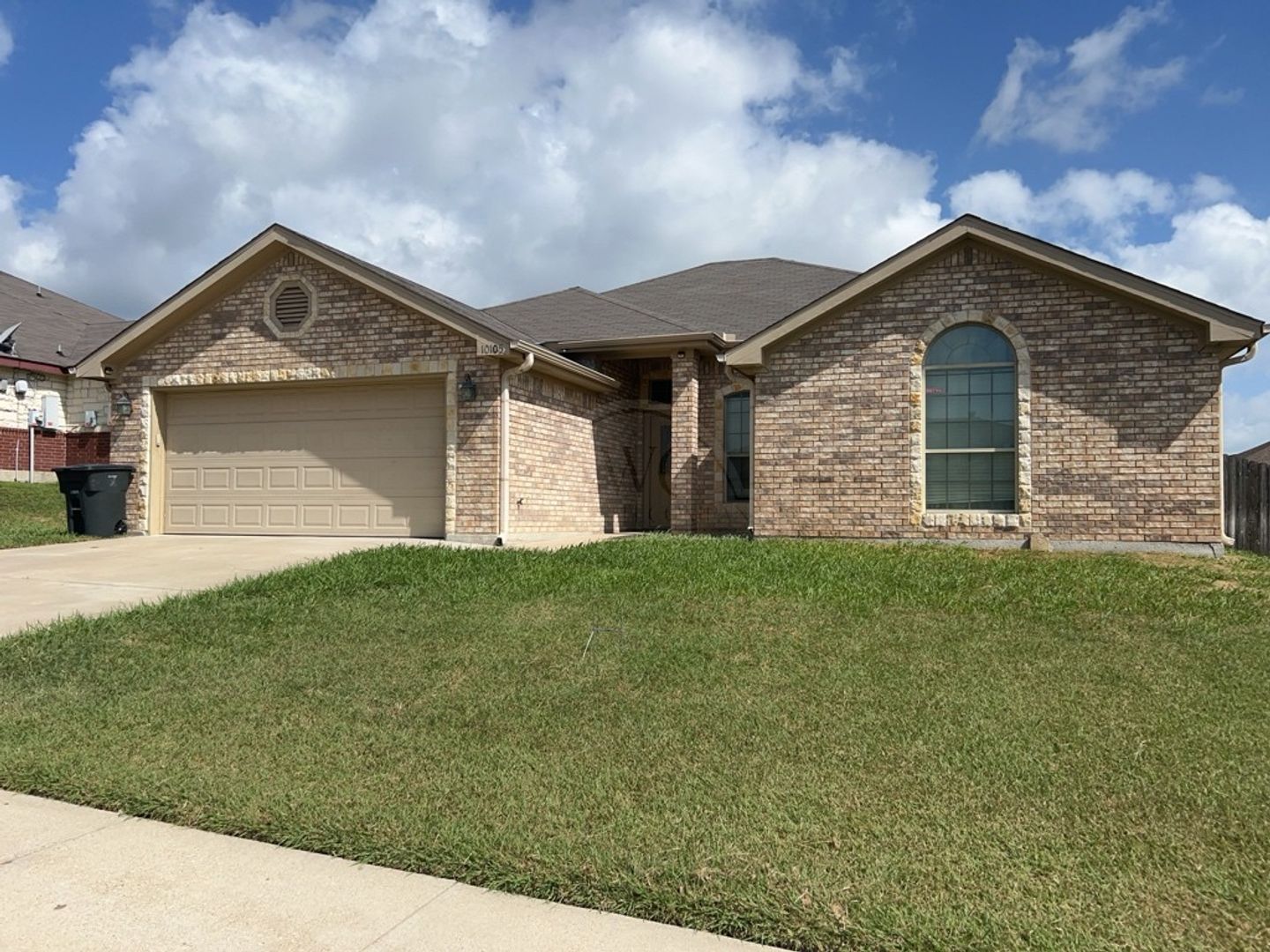 Killeen House: 10105 Diana Dr