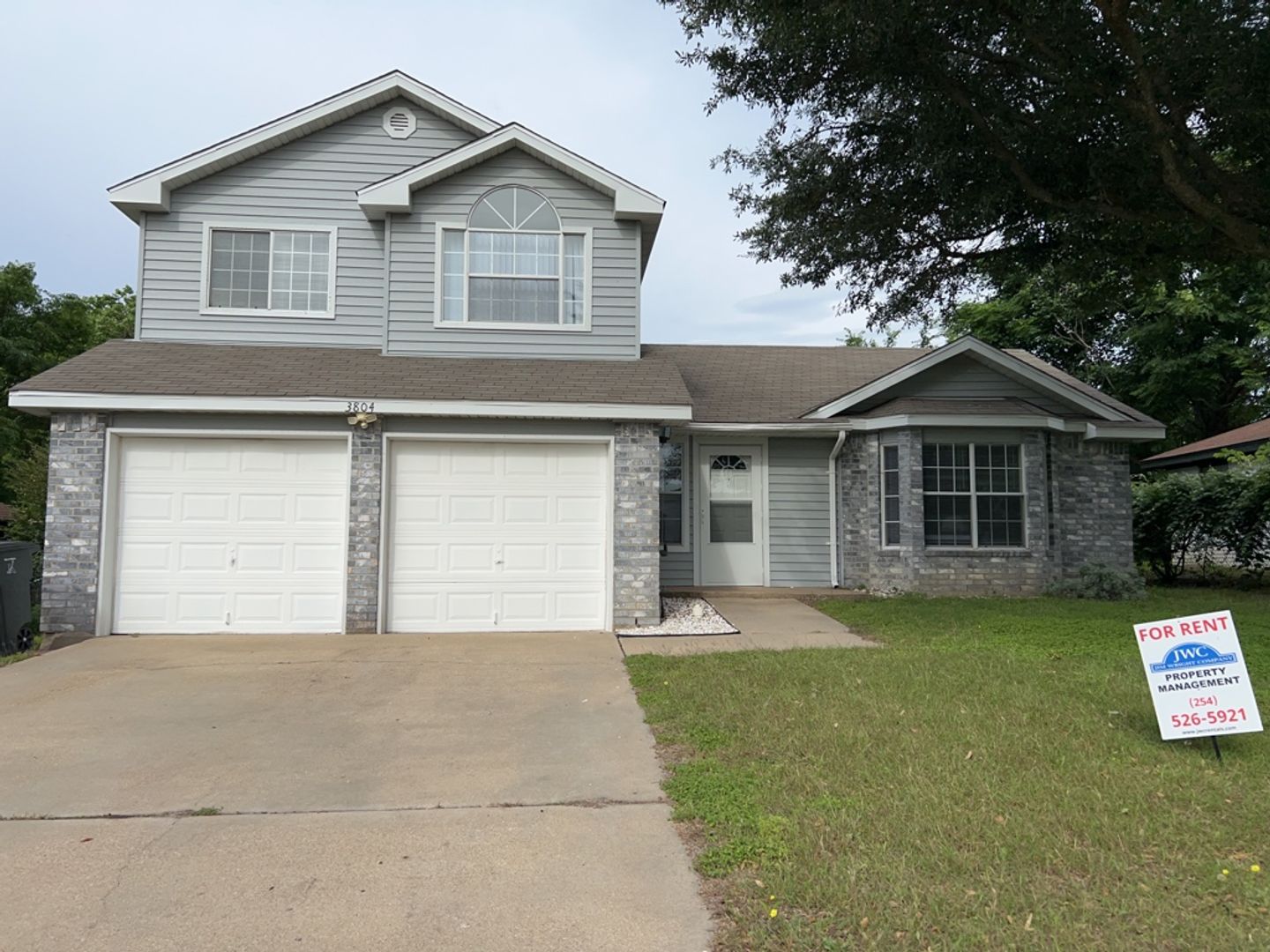 Killeen House: 3804 Water Oak Dr.
