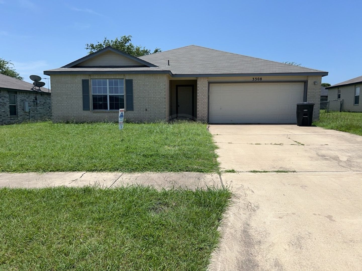 Killeen House: 3308 Lakecrest Drive