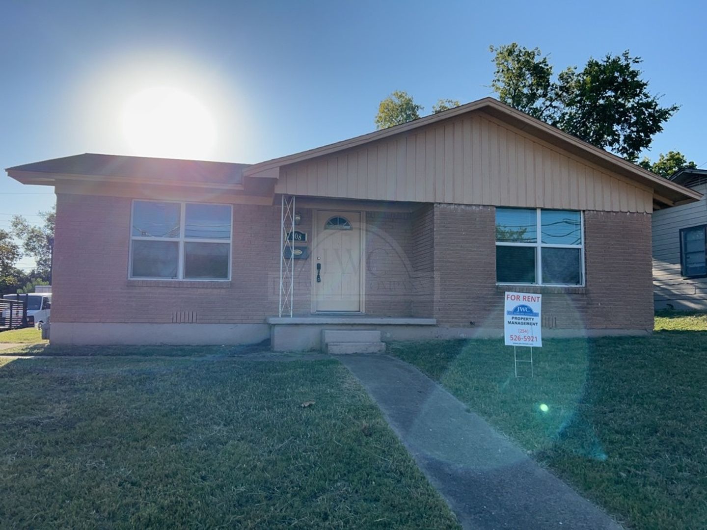 Killeen House: 808 Florence Road