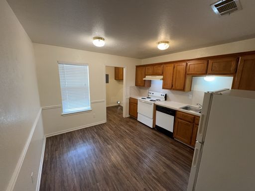 ***2-Weeks Free Rent***103 W. Truman Ave Unit 8, Copperas Cove – photo 1