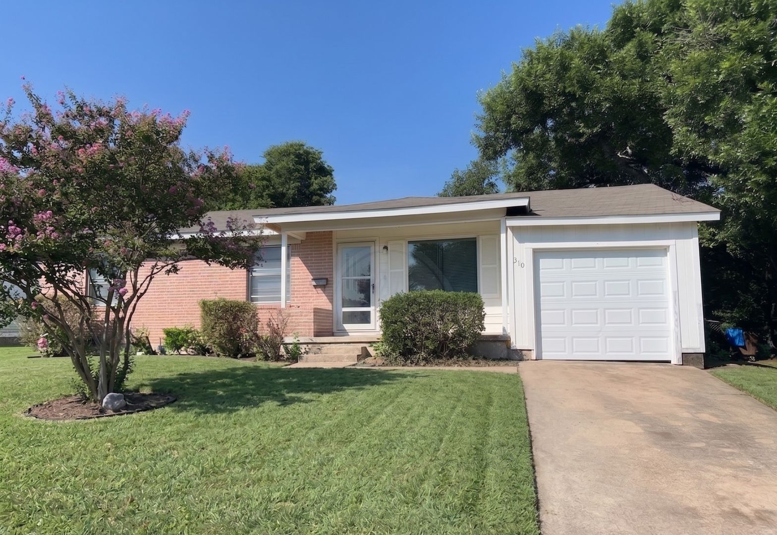 Killeen House: 310 Prather Dr