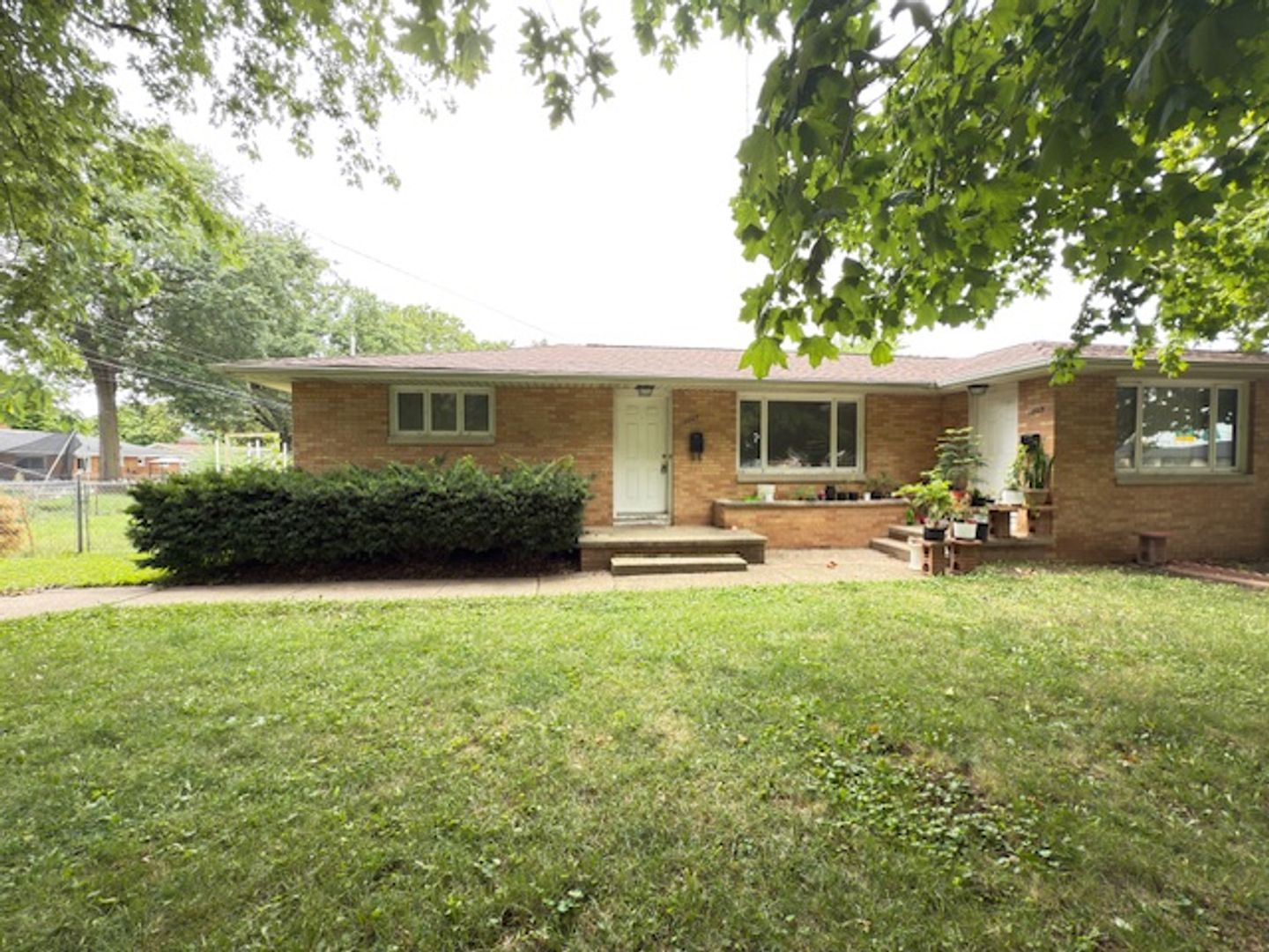 Champaign Multiplex: Jeanne St.