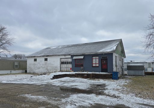 1200 SF Warehouse for Rent