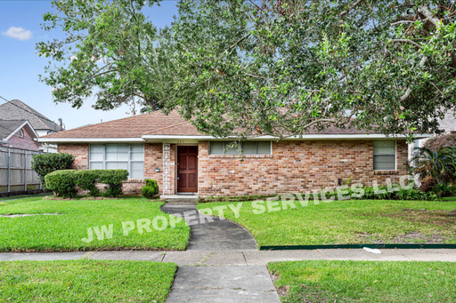 Charming 3-Bedroom Home in Metairie — $2,195/Month – photo 1