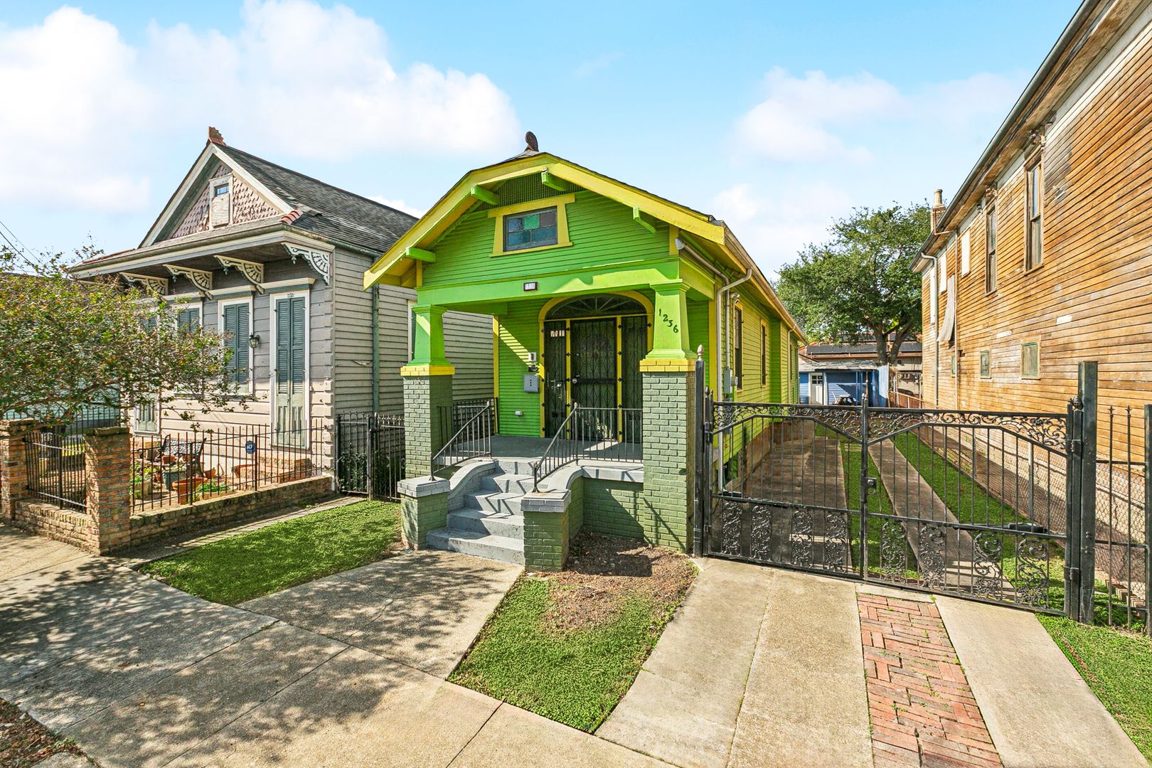 New Orleans House: 1236 Alvar St
