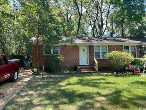 Adorable 1 bedroom 1 bath Duplex . Located off Edgewood Rd and Tuckaseegee Rd – photo 1