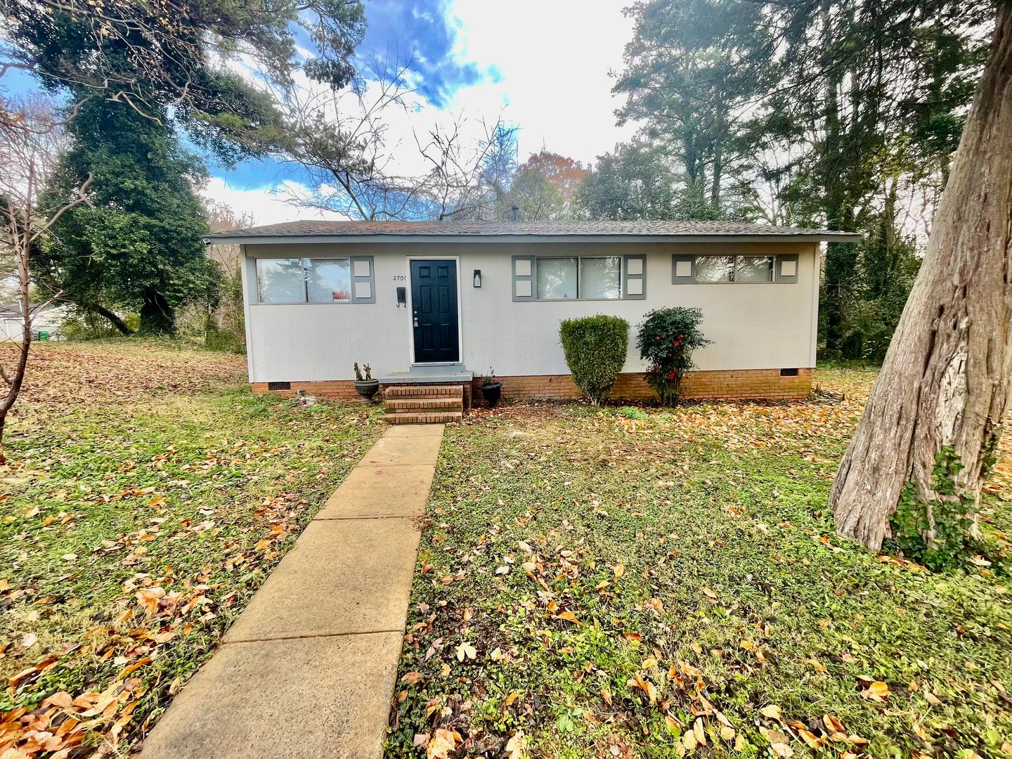 Charlotte House: 2701 Sonora Lane