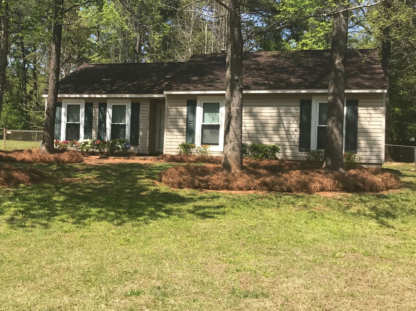 Charlotte House: 6107 Charred Pine Circle