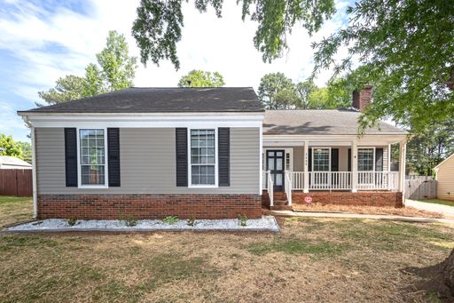 Welcome to this charming 3 bedroom, 2 bathroom home located in the Olde Whitehall neighborhood – photo 1