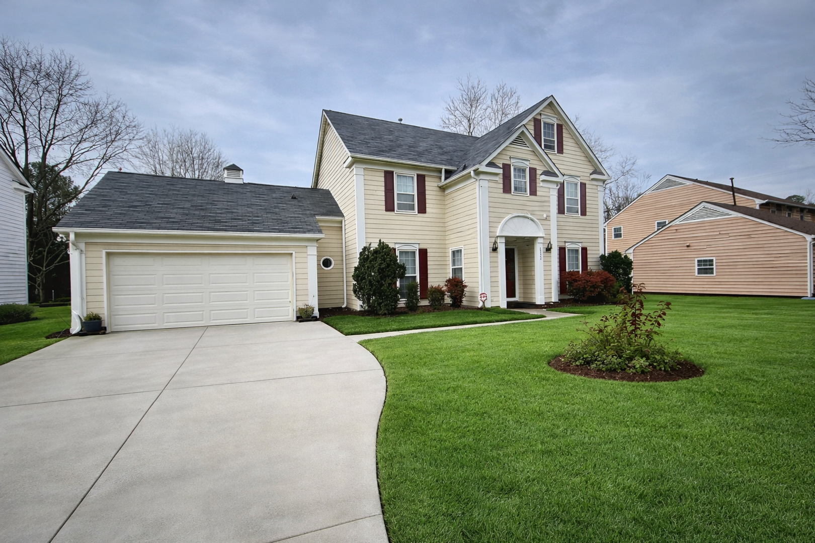 Charlotte House: 5320 Bellflower Lane