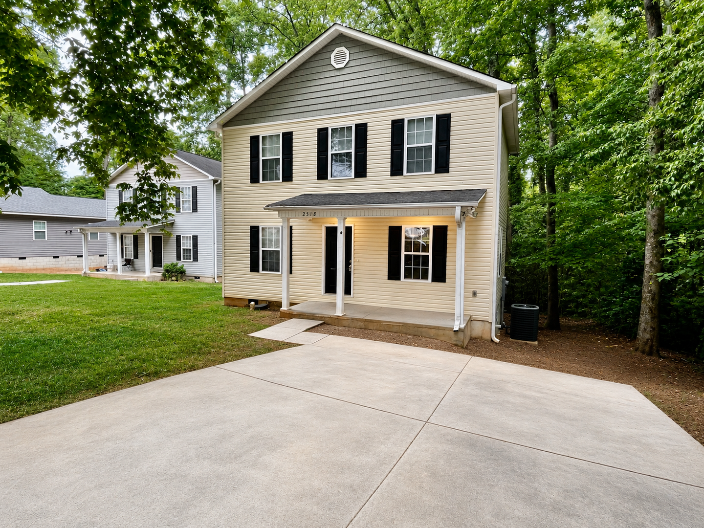 Charlotte House: 2518 Faber St