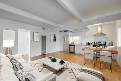 Newly Renovated 1 and 2 Bedroom apartments – photo 1