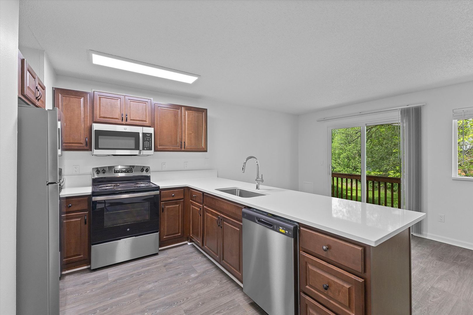 Beaverton Apartment: 10420 SW Kennedy St