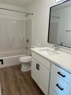3x1 1st floor fully renovated with W/D