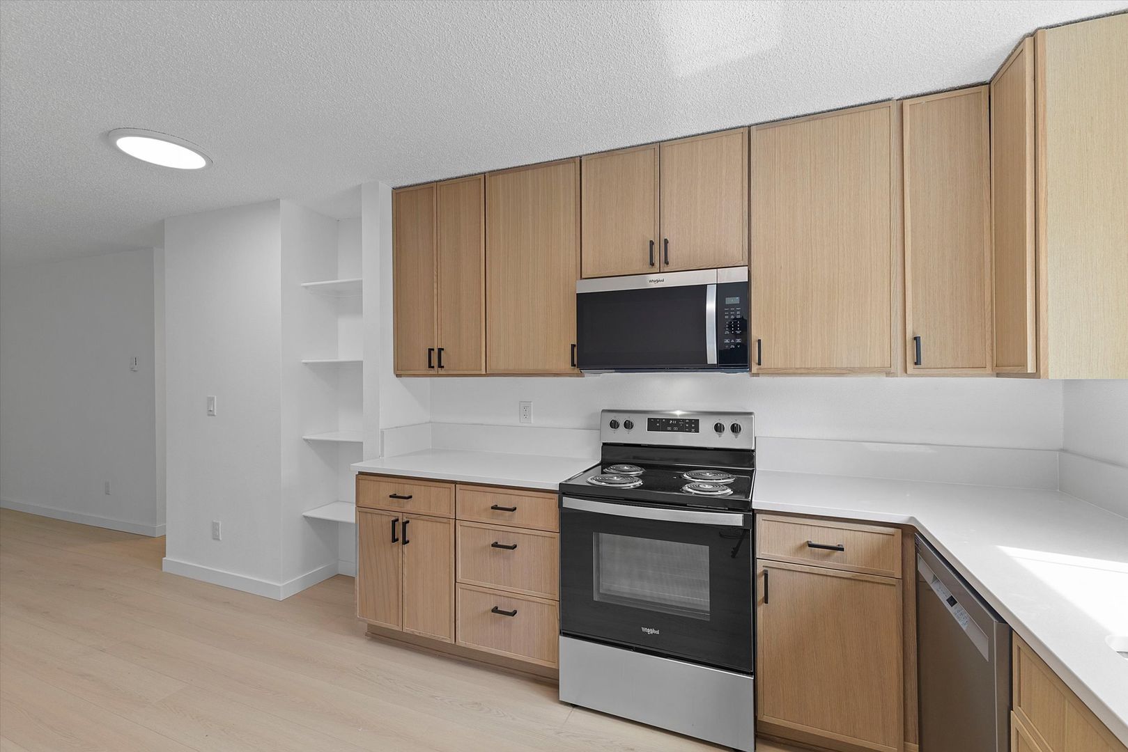 Beaverton Apartment: 10420 SW Kennedy St