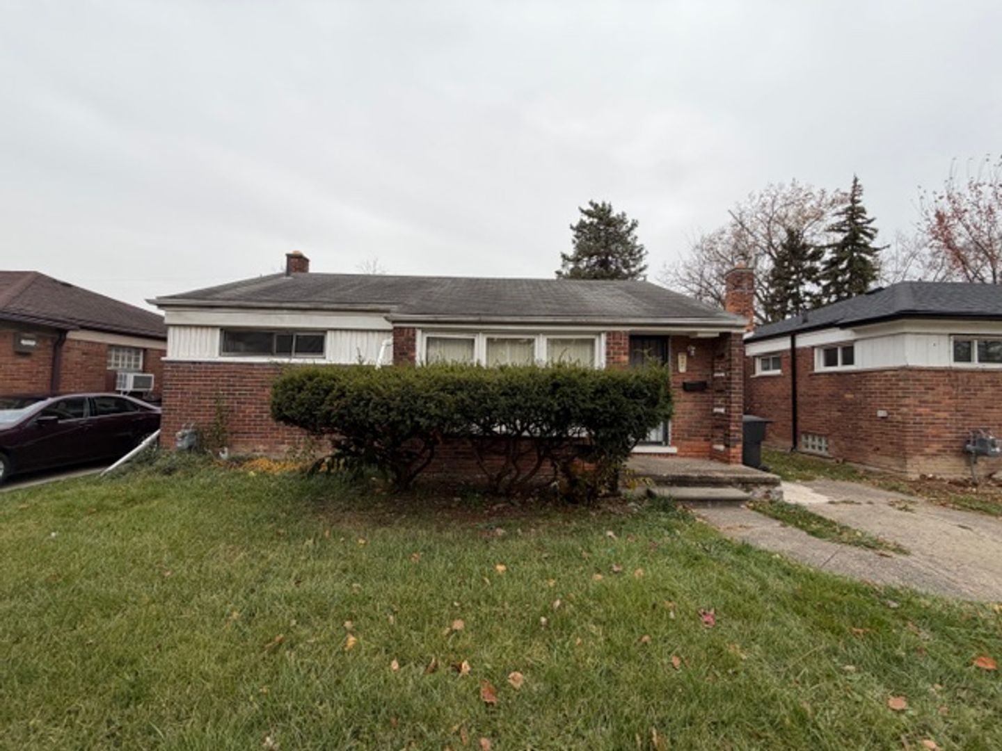 Detroit House: 9371 Hartwell