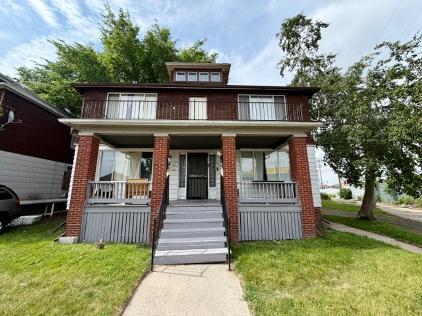 Detroit Apartment: 14030 Faircrest