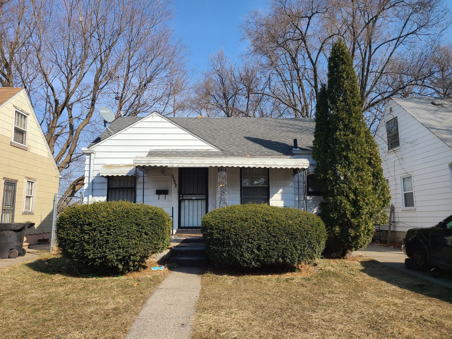 Detroit House: 8490 Ashton Ave