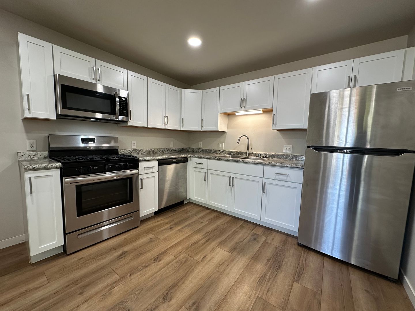 Sun Prairie Apartment: 124 - 132 - 208 - 224 S Bird St.