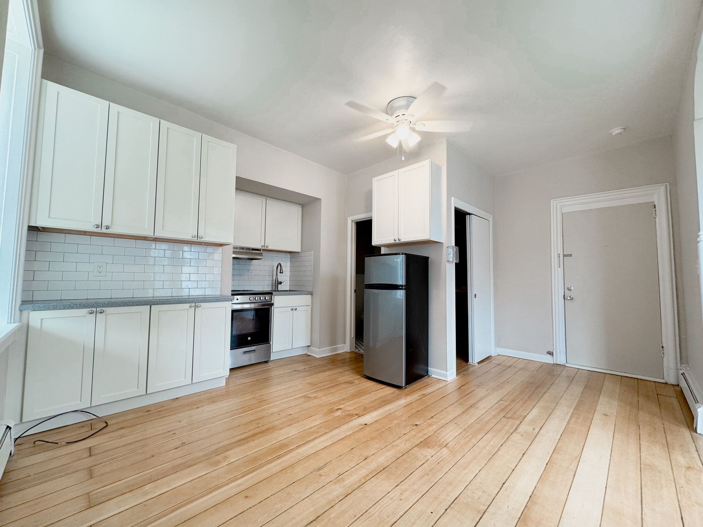 Madison Apartment: 152 East Johnson St