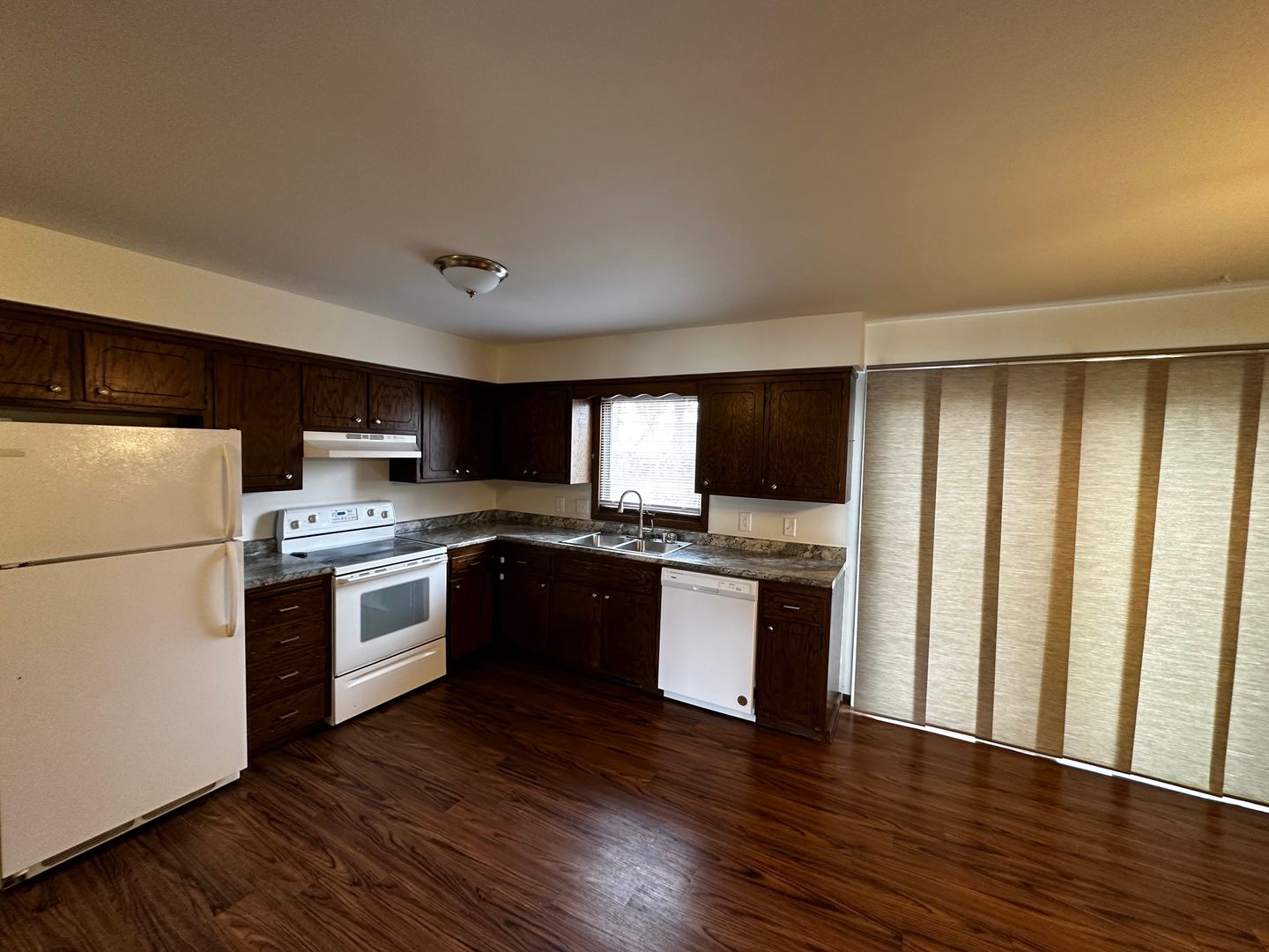 Verona Apartment: 314-16 William Cir.