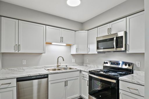 121 Berkley Apt #1