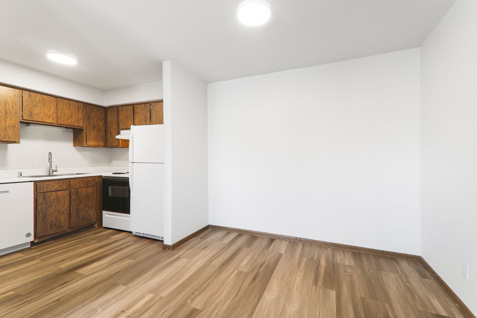 Verona Apartment: 125 Berkley Rd.