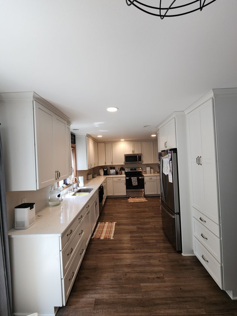 Middleton Apartment: 3309 Nightingale Ct.