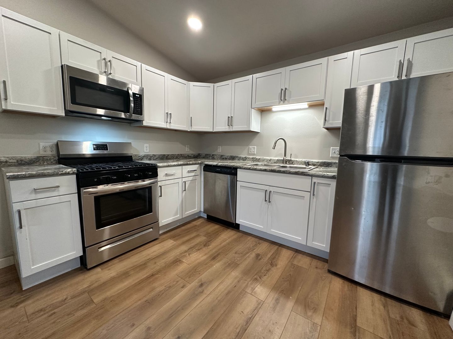 Sun Prairie Apartment: 124 - 132 - 208 - 224 S Bird St.