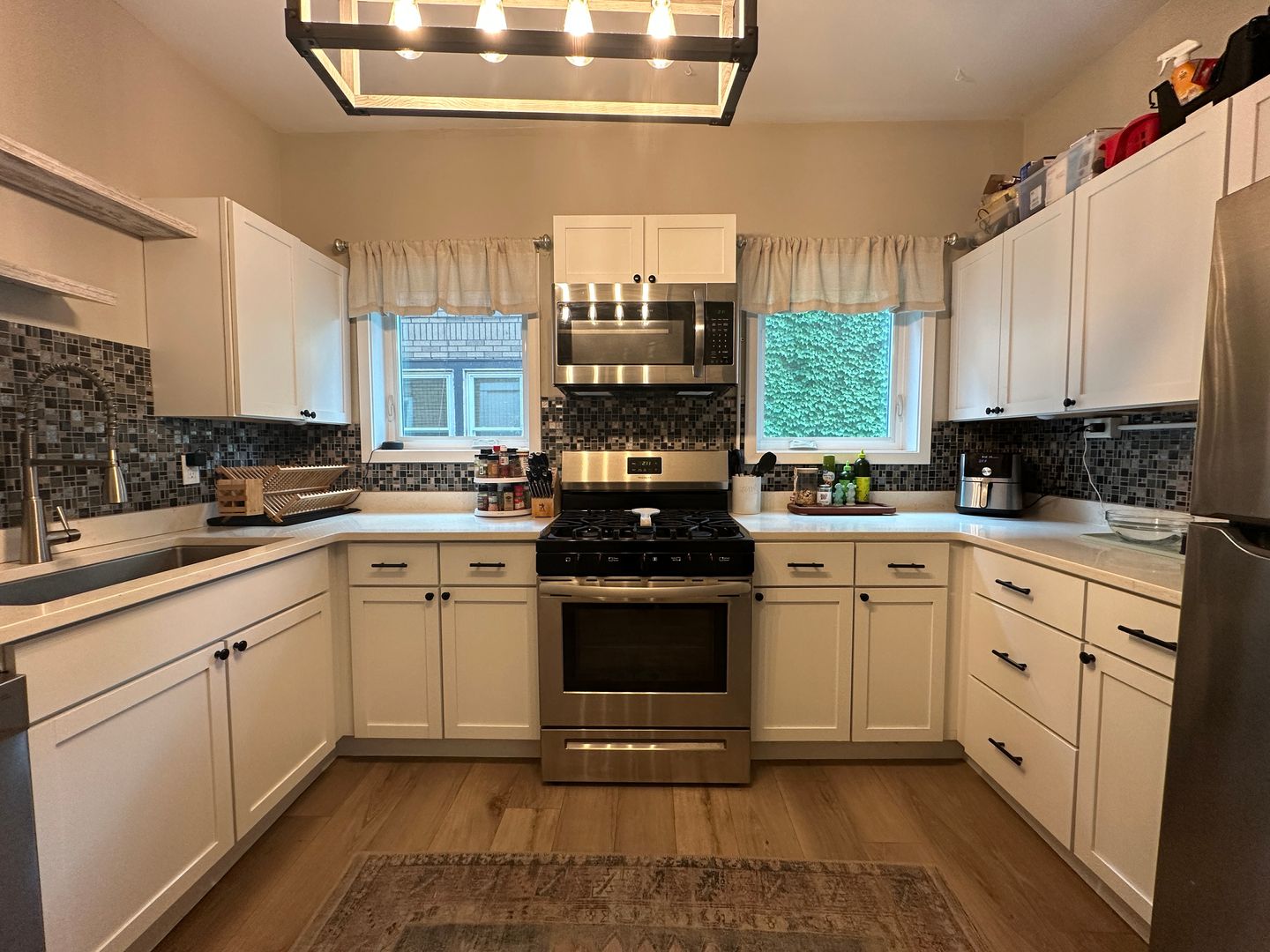 Madison Apartment: 2027 E Washington Ave.
