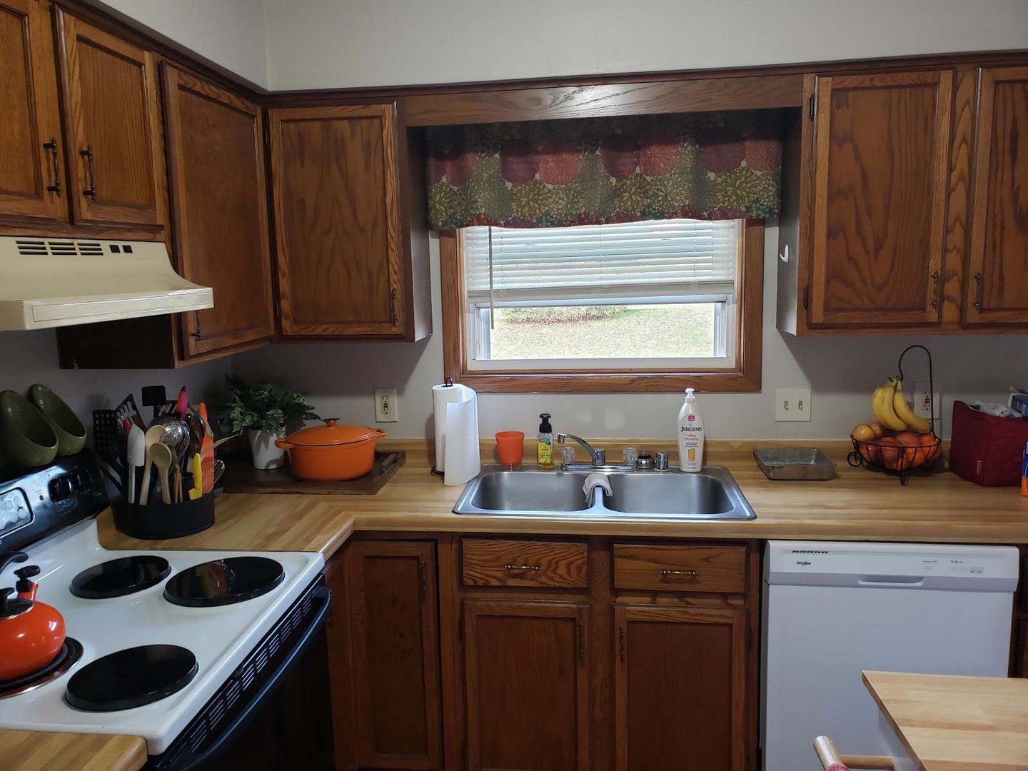 Waunakee Apartment: 1126-1128 Sausalito Dr