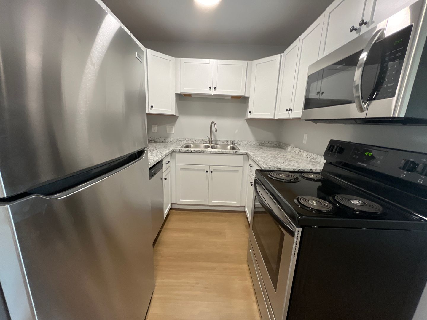 Middleton Apartment: 7440 Century Ave.