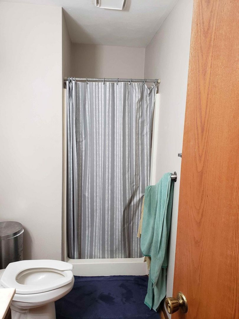 Waunakee Apartment: 1126-1128 Sausalito Dr