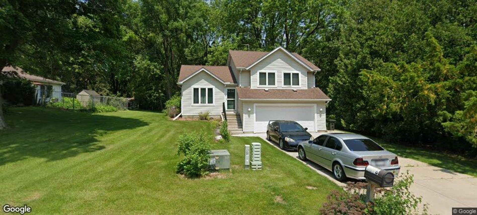 Fitchburg House: 6078 Croix Drive