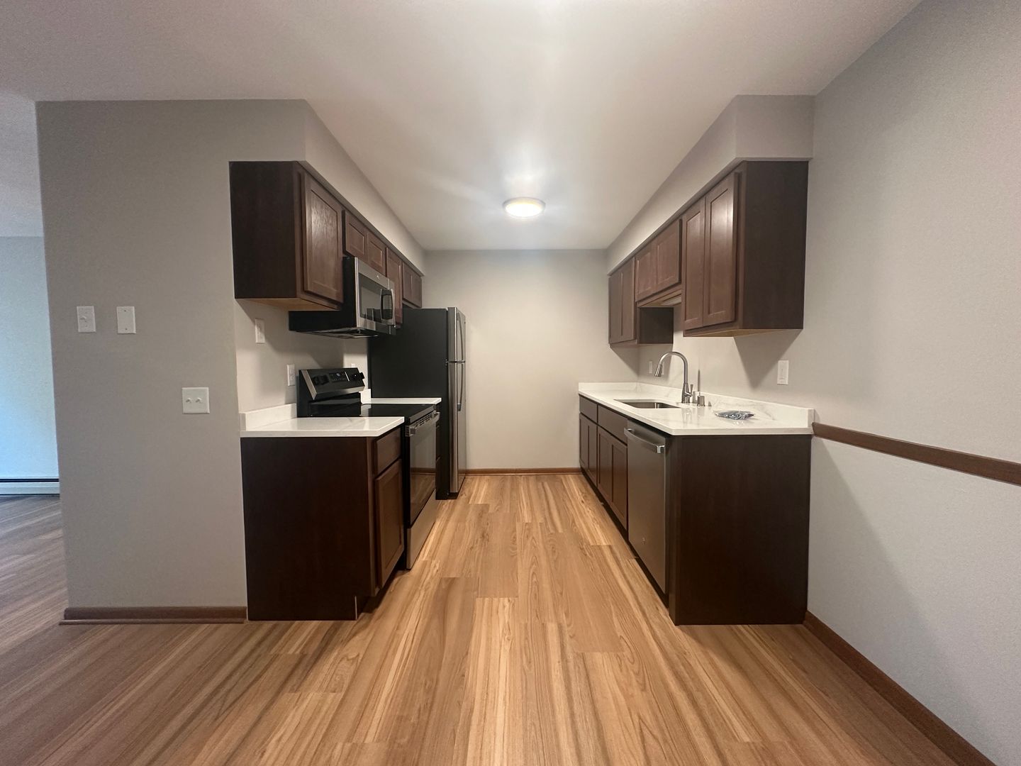 Madison Apartment: 65 Sunfish Ct