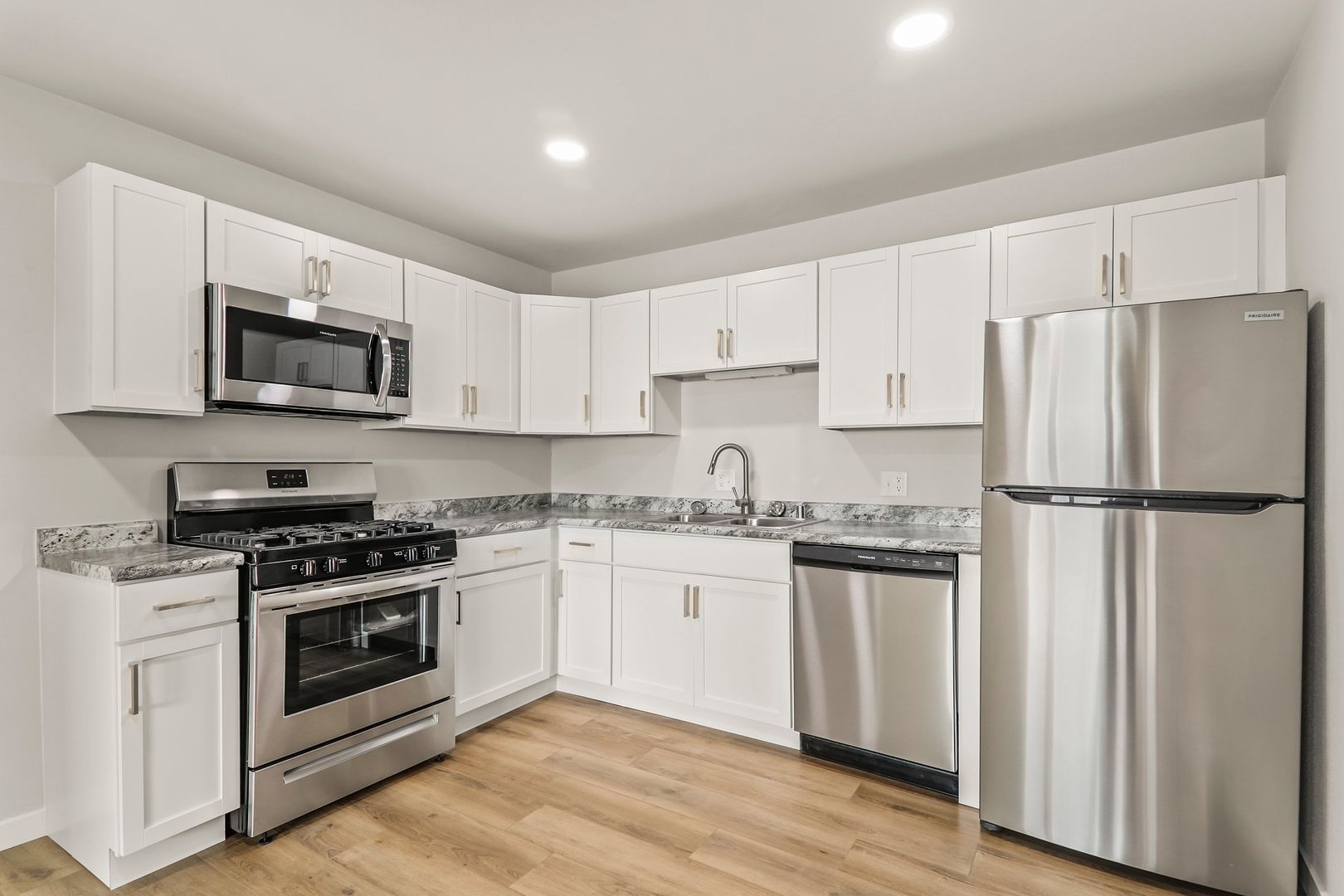Sun Prairie Apartment: 124 - 132 - 208 - 224 S Bird St.
