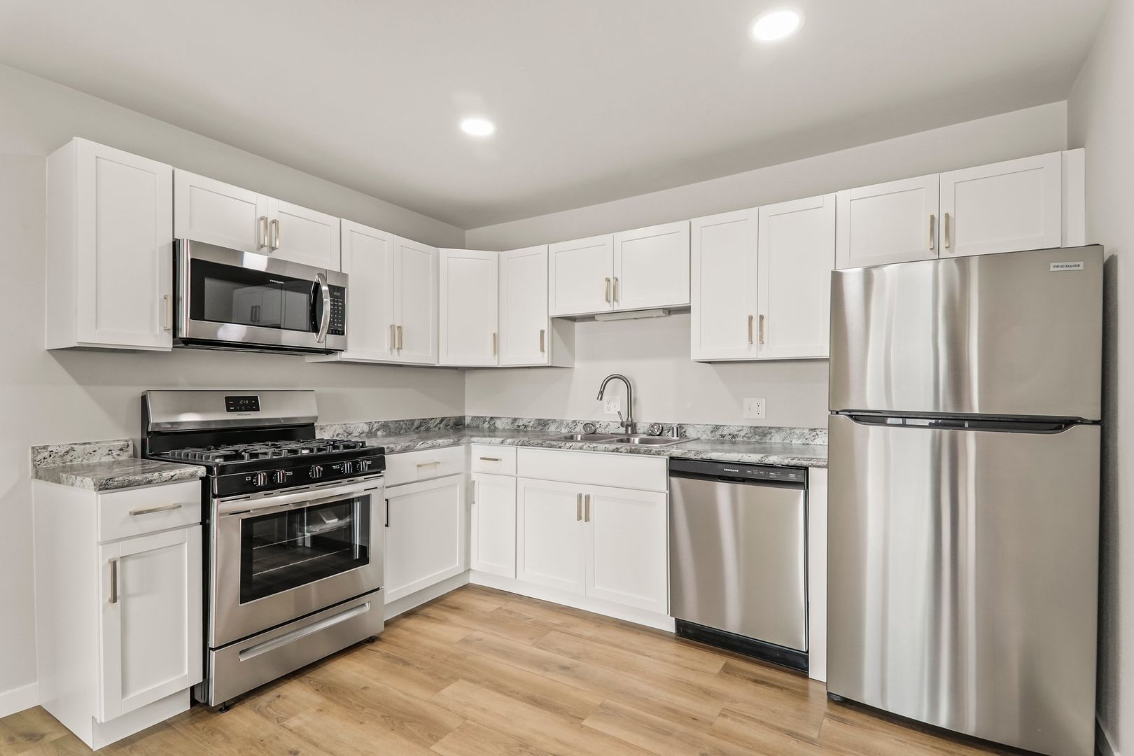 Sun Prairie Apartment: 124 - 132 - 208 - 224 S Bird St.