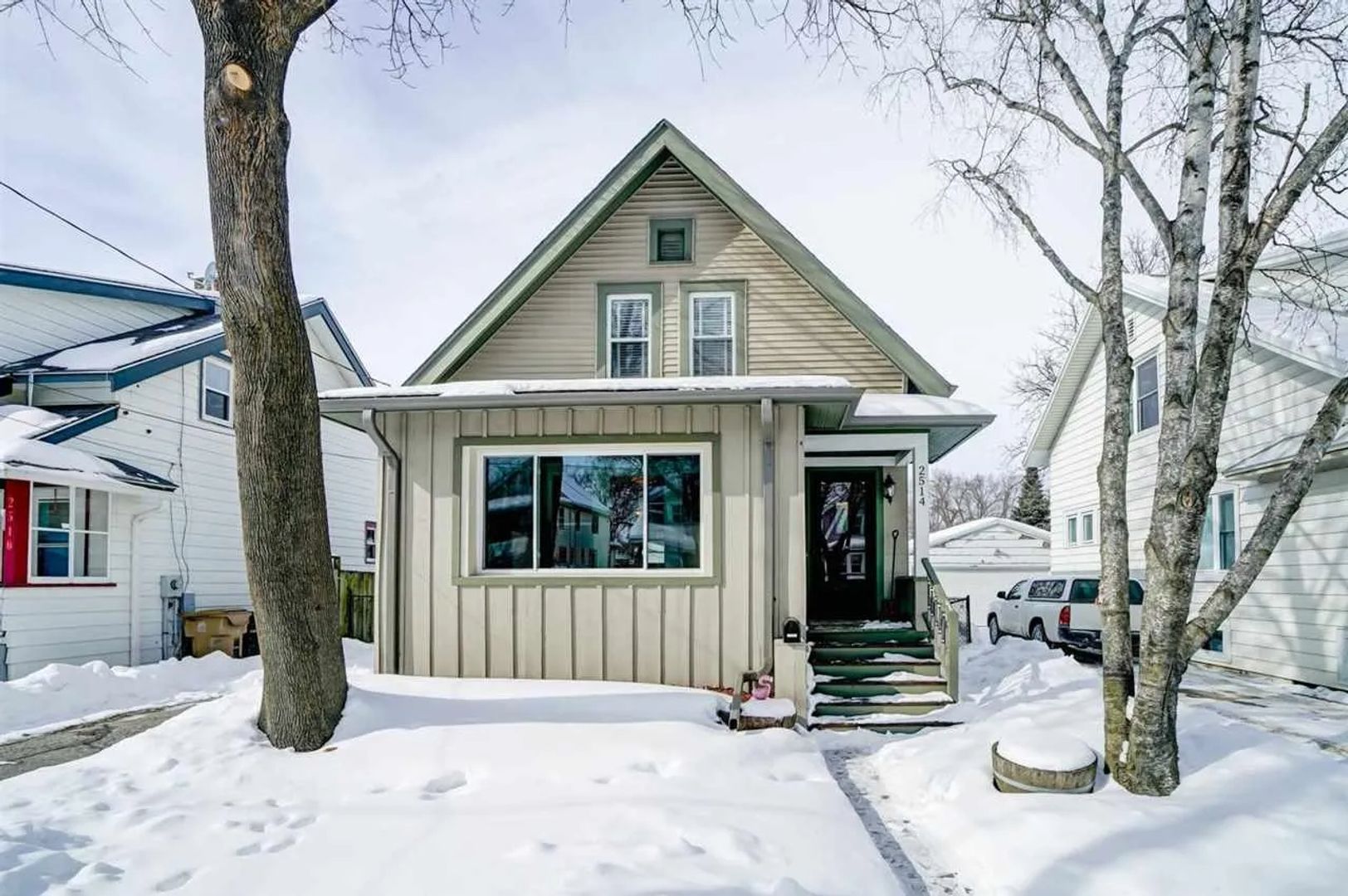 Madison House: 2514 E Johnson Street