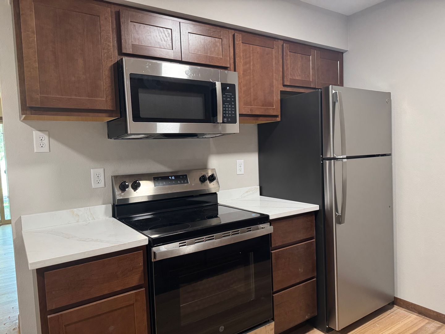 Madison Apartment: 65 Sunfish Ct
