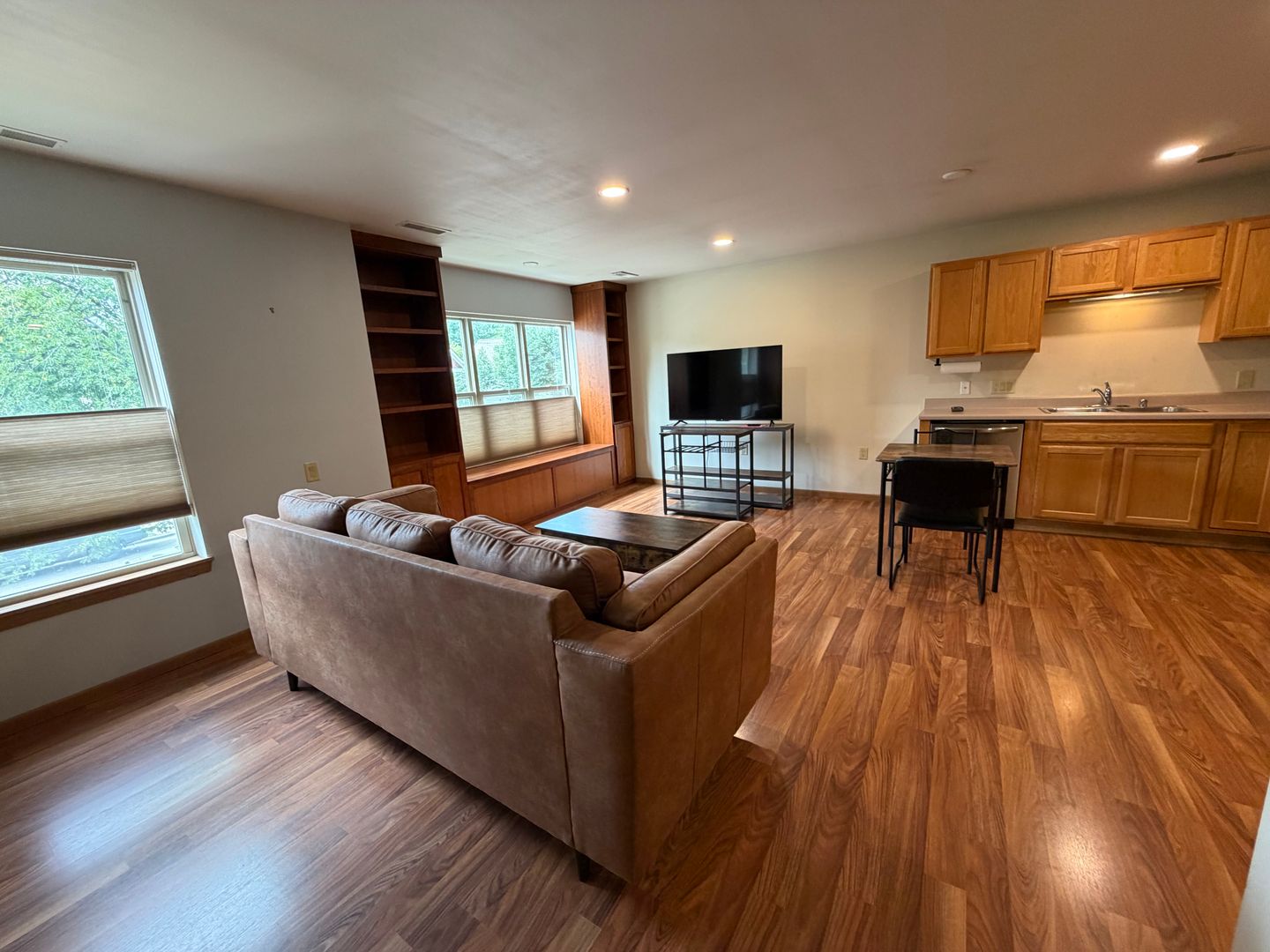 Madison Condo: 635 E Dayton Street