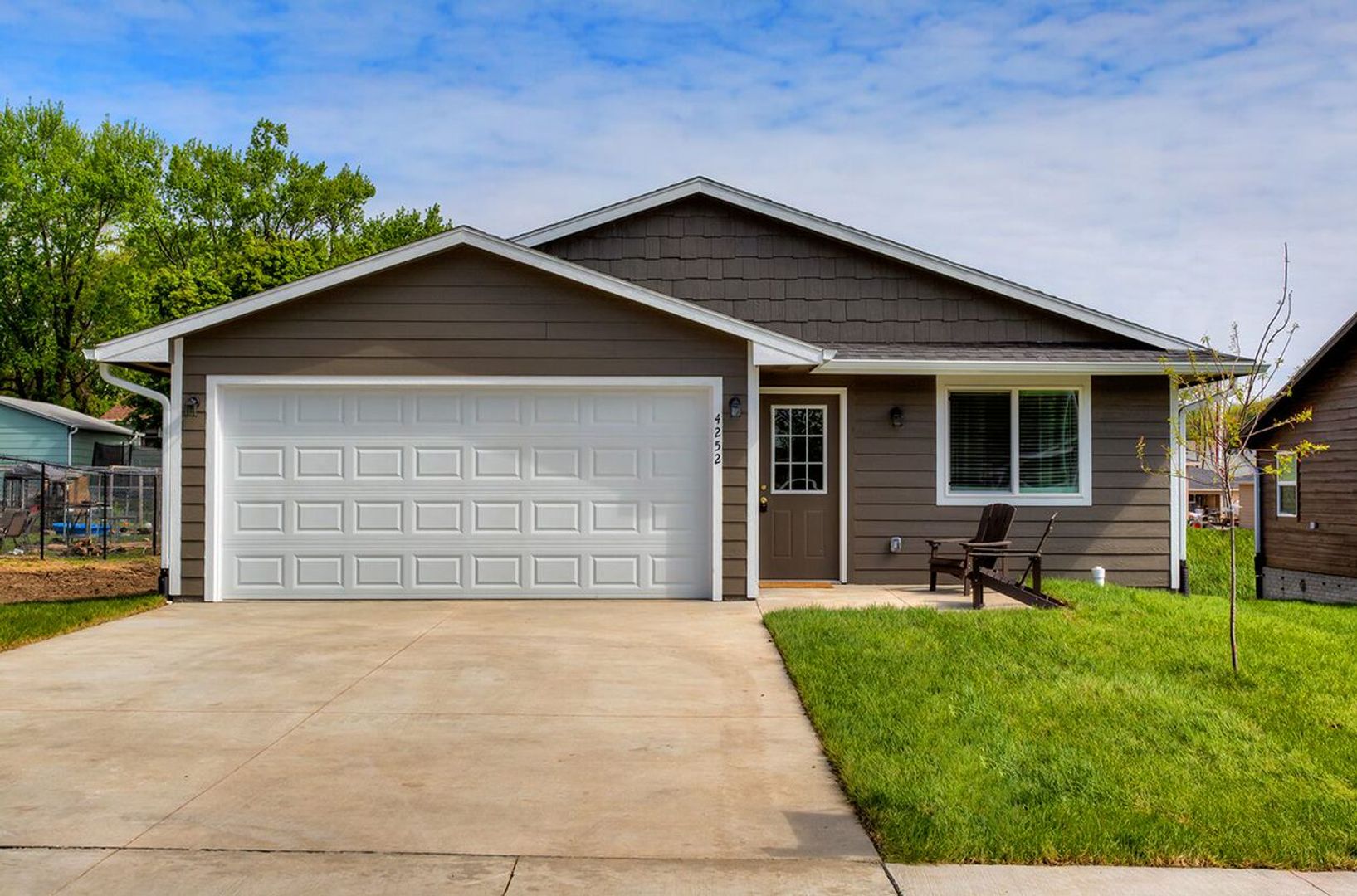 Pleasant Hill Apartment: 225 Hillside