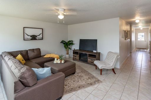 3 Bedroom Homes for rent in Des Moines, IA – photo 1