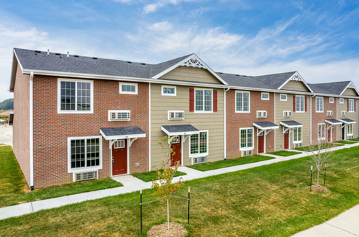 3 Bedroom, 1 1/2 Bath, 2 Story Townhome – photo 1