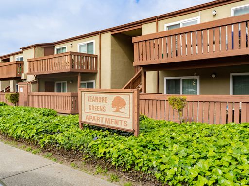 LEANDRO GREENS APTS. - 124, 1581 164TH AVE. – photo 1