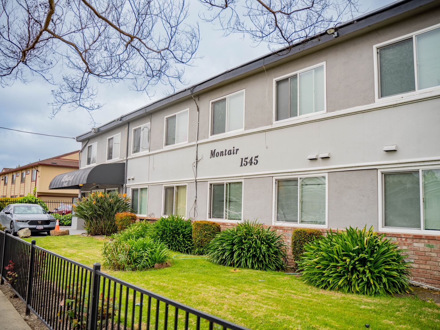 SAN LEANDRO Apartment: MONTAIR APTS.