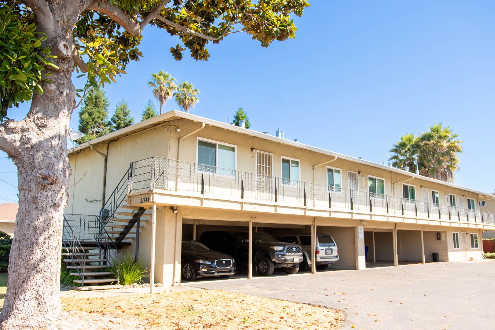 HAYWARD Apartment: 21742-21744 VALLEJO ST.