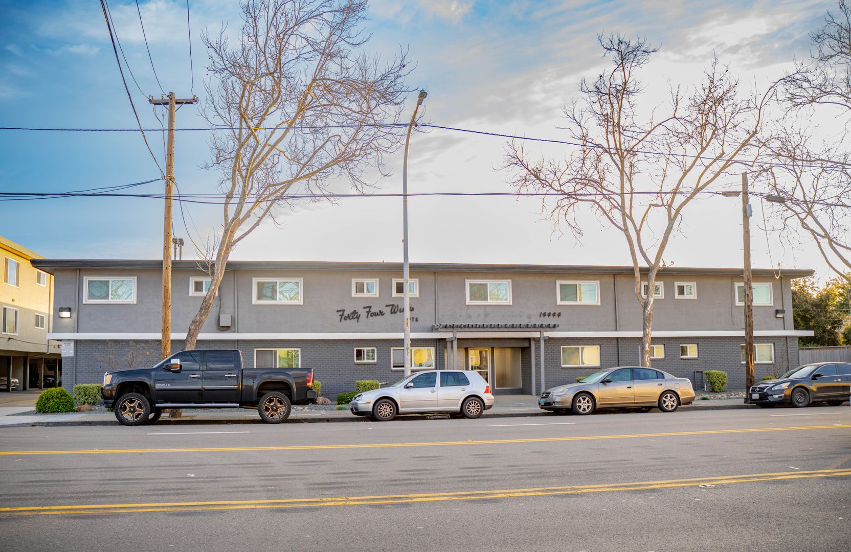 SAN LEANDRO Apartment: FORTY-FOUR WINKS