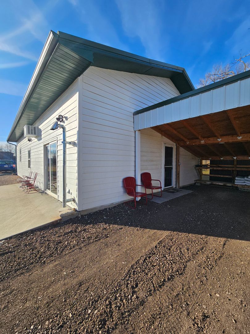 Rapid City House: 5896 Southside Dr